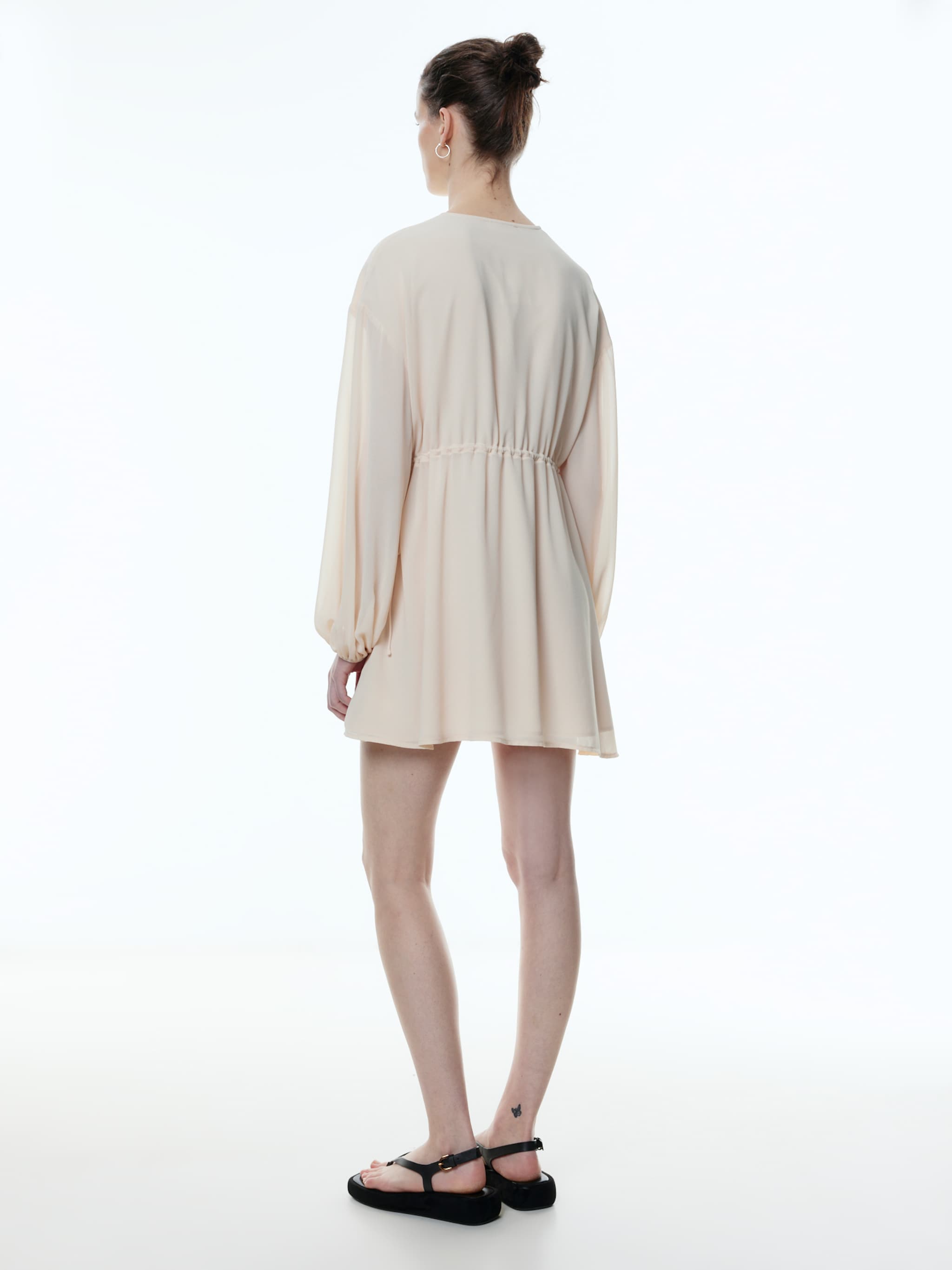 EDITED Robe-chemise 'Janette' crème