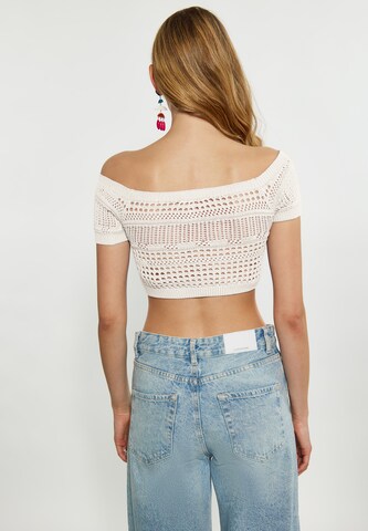 MYMO Top in White