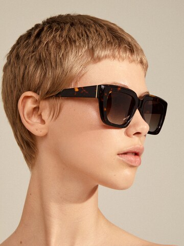 Pilgrim Okulary przeciwsłoneczne 'JOGLI' w kolorze brązowy