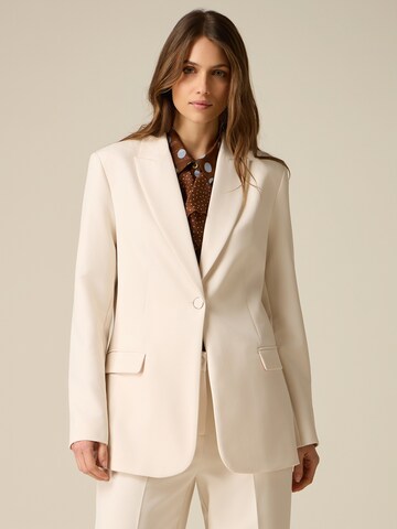 Blazer di oltre in bianco: frontale