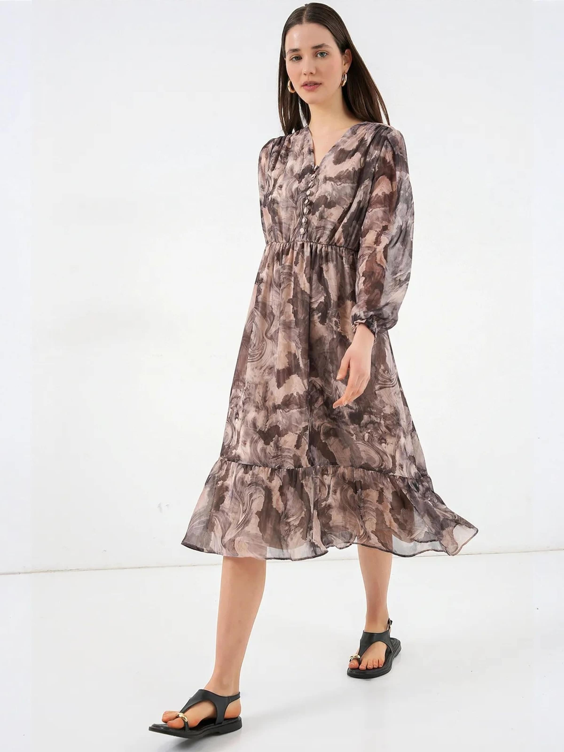 Abito di Bigdart in beige
