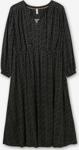 Robe SHEEGO en gris : devant