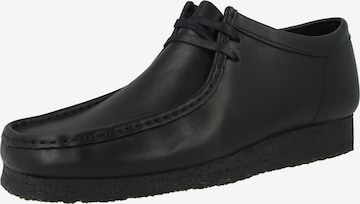 Clarks Originals - Zapatos con cordón 'Wallabee' en negro: frente