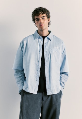 Pull&Bear Pohodlné nošení Košile – modrá: přední strana