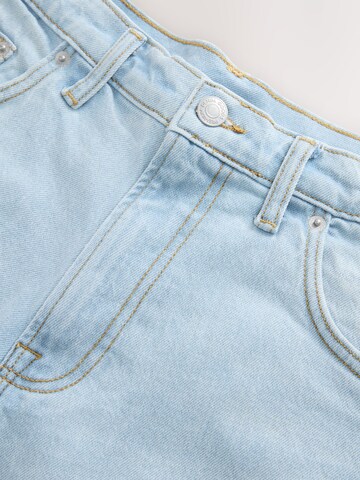 Next Regular Shorts in Blau