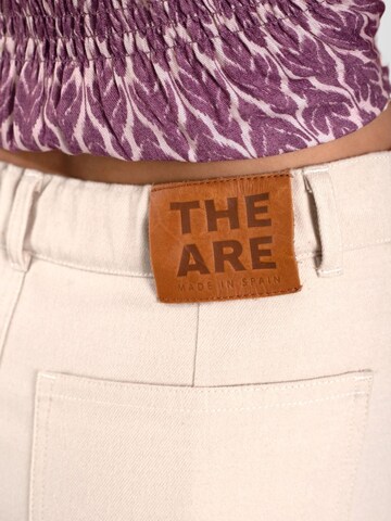 THE-ARE - Saia em branco
