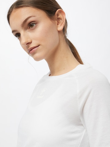 Hummel Functioneel shirt 'VANJA' in Wit