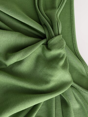 Robe Next en vert