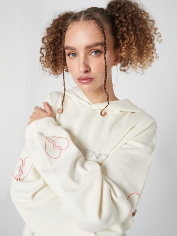 SHYX Sweatshirt 'Biba' in Beige