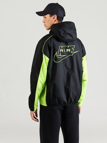 Nike Sportswear Демисезонная куртка 'AIR' в Черный: спереди