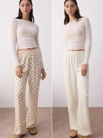 Trendyol Pyjamahose in Beige: Vorderseite