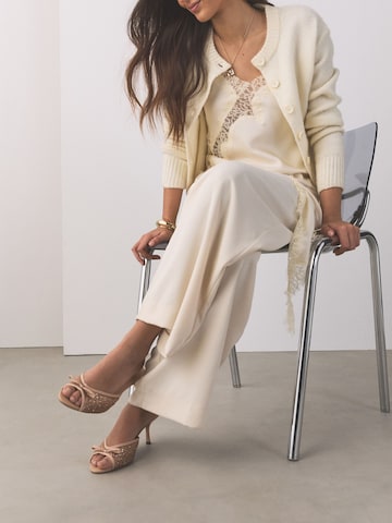 Next - Zapatos abiertos 'Forever Comfort' en beige