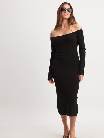 NA-KD Dress in Black: front