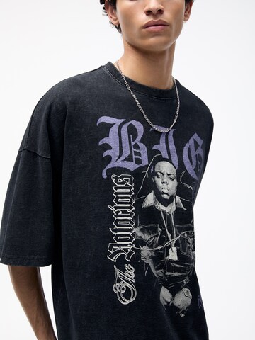 Tricou de la Pull&Bear pe negru