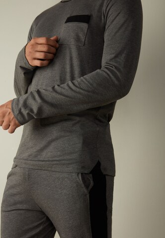 IUMAN Intimissimi Uomo Pyjama lang in Grau