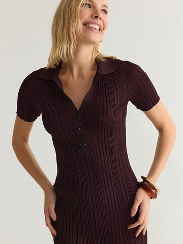 Trendyol Jurk in Lila