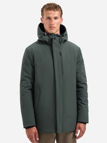 zaļš No Excess Funkcionāla jaka: no priekšpuses