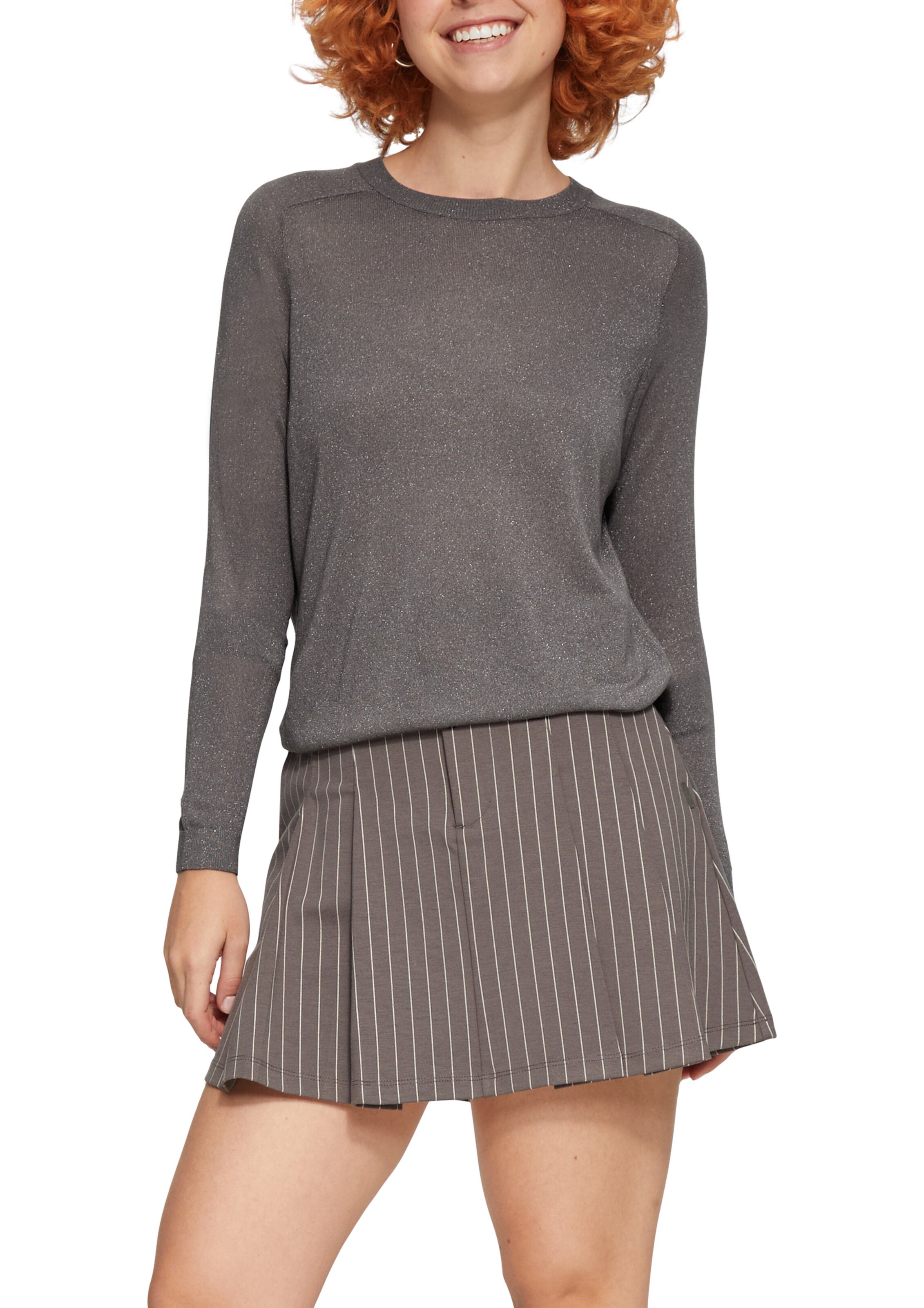 Pull-over QS en gris : devant
