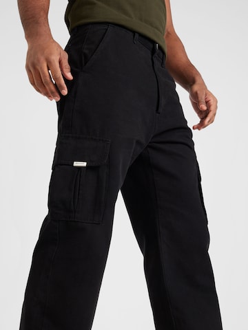PegadorLoosefit Cargo hlače 'NEIVA' - crna boja