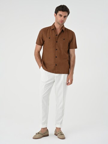 Antioch Regular fit Button Up Shirt in Brown
