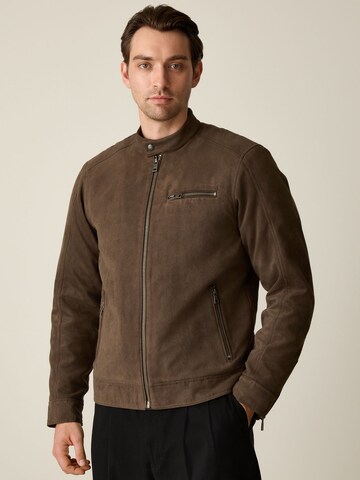 Veste mi-saison Next en marron : devant