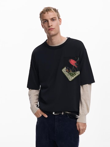 Desigual T-shirt i svart: framsida