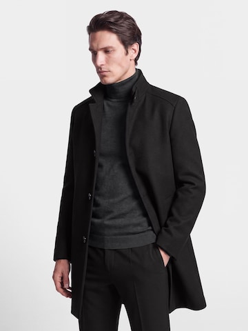 Manteau d’hiver Thomas Goodwin en noir : devant