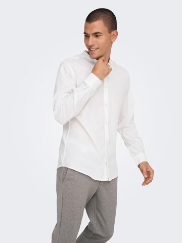 Slim fit Camicia 'Sane' di Only & Sons in bianco
