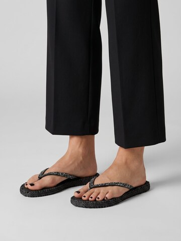 ILSE JACOBSEN T-Bar Sandals in Black: front