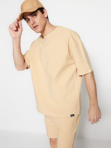 Trendyol T-Shirt in Beige