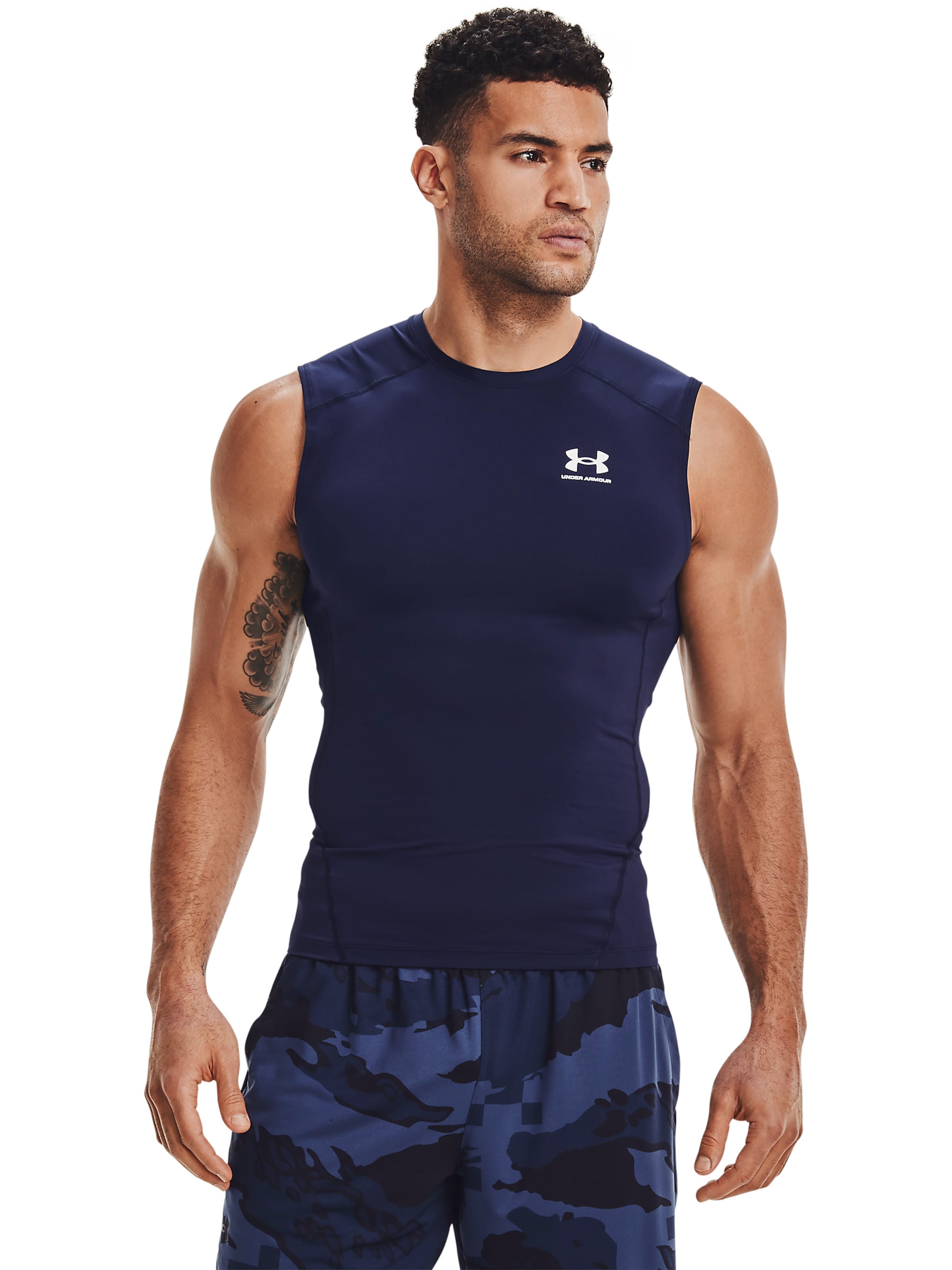 UNDER ARMOUR Regular Fit Funktionsshirt in Blau: Vorderseite