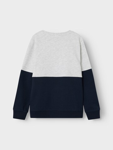 NAME IT Sweatshirt 'TAMINO' i blå