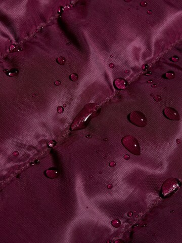 MAMMUT Outdoor Jacket in Red