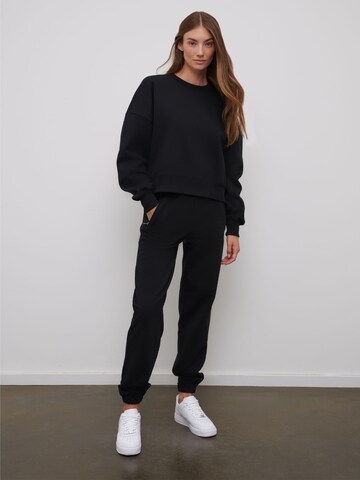 RÆRE by Lorena Rae Sweatshirt 'Lanea' in Black