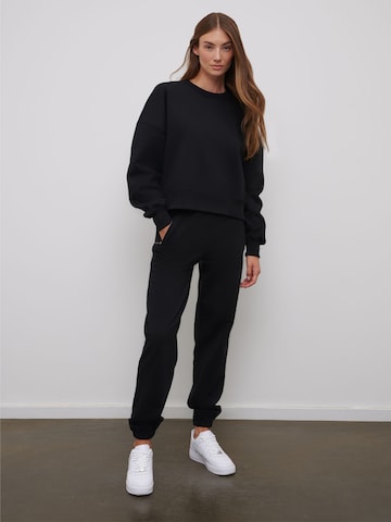 RÆRE by Lorena Rae Sweatshirt 'Lanea' in Schwarz