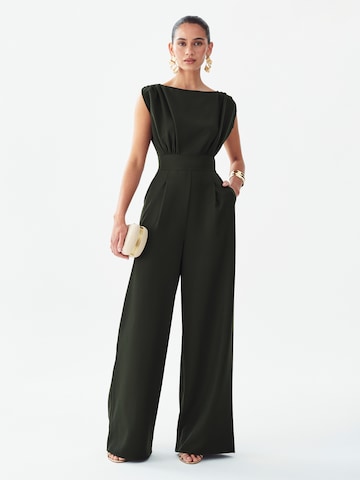 Tuta jumpsuit 'Sumi' di Willa in verde