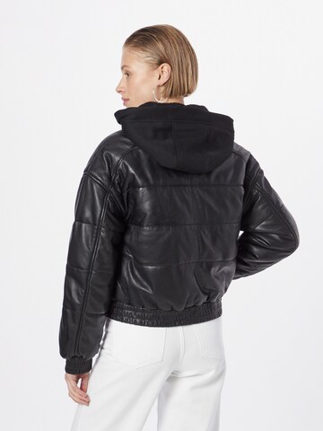 Gipsy Between-Season Jacket 'Dacana' in Black