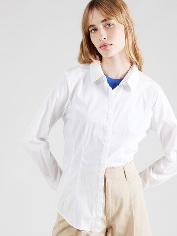 TAIFUN Blouse in White: front