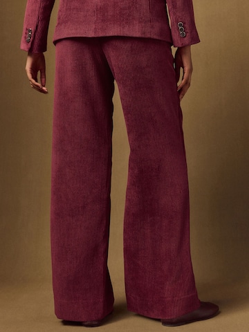 regular Pantaloni di Next in rosso