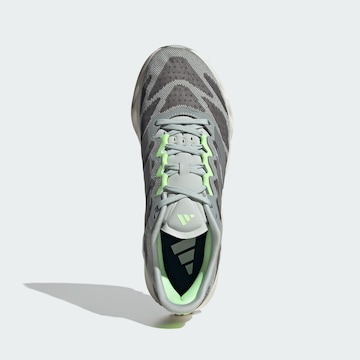 Chaussure de course 'Switch Fwd' ADIDAS PERFORMANCE en gris