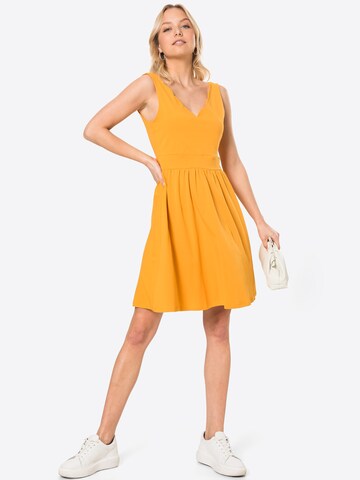 ABOUT YOU - Vestido de verano 'Frauke' en amarillo