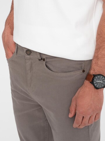 Coupe slim Pantalon chino 'OM-PACP-0151' Ombre en beige