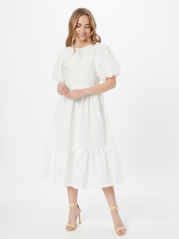 Résumé - Vestido 'Letty' em branco: frente