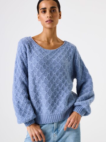 GARCIA Sweater in Blue: front