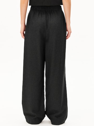 ARMEDANGELS Loosefit Hose JONVAALIE PREMIUM MEL. in Grau