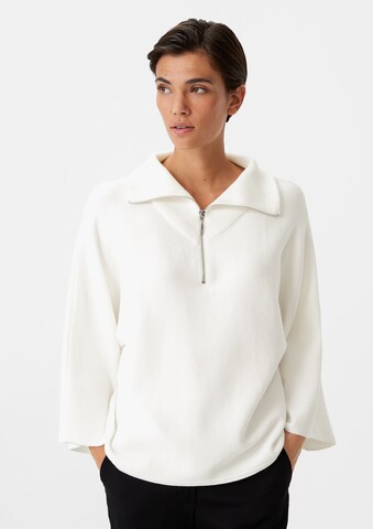 Pull-over oversize COMMA en blanc : devant