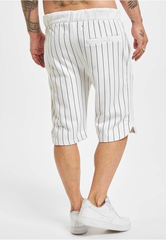 ROCAWEAR Regular Shorts in Weiß