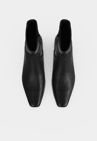 STEVE MADDEN Nízké kozačky 'Dusty' – černá