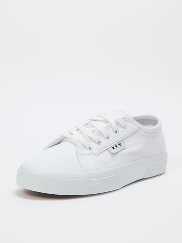 Trendyol Sneaker in Weiß: Vorderseite