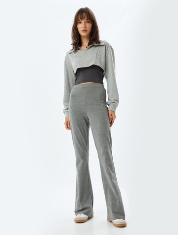 Koton Flared Broek in Grijs